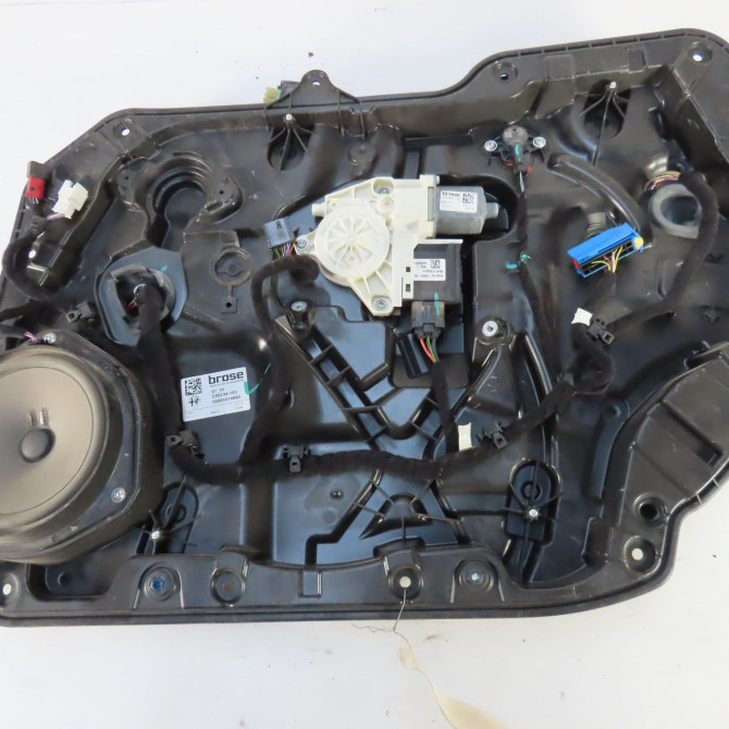 Mecanisme + moteur lève-glace avant droit occasion  Alfa romeo GIULIA (952_) 2.0 (952aba25b) (2016)   71779150  1