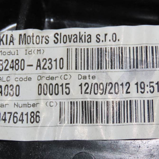 Mecanisme + moteur lève-glace avant droit occasion  Kia CEE'D Sportswagon (JD) 1.4 crdi 90 (2012-2018)   82481A2000  2