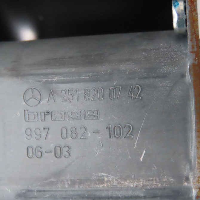 Mecanisme+moteur leve-glace avg occasion  Mercedes-benz CLASSE R (W251, V251) R 320 cdi 4-matic (251.022, 251.122) (2006-2010)   2517201579  2