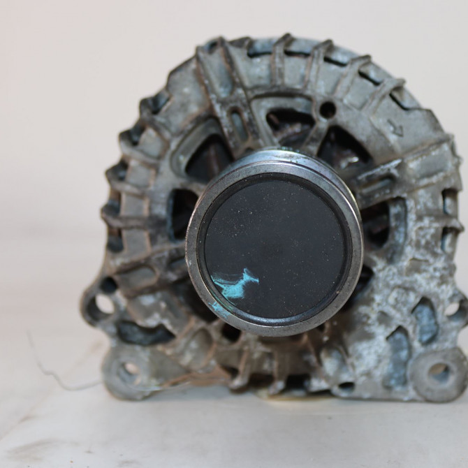 Alternateur occasion  Volkswagen vw GOLF VII (5G1, BQ1, BE1, BE2) 1.4 tsi (2014-2020)   04C903023K  1