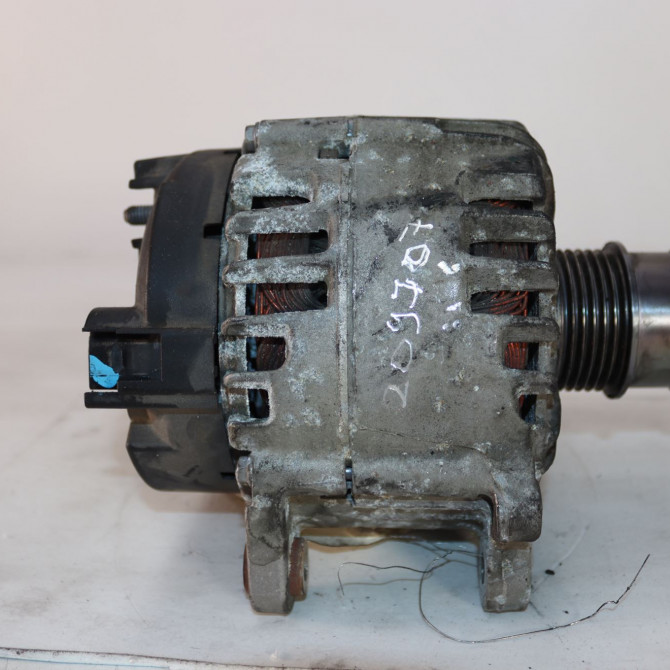 Alternateur occasion  Volkswagen vw GOLF VII (5G1, BQ1, BE1, BE2) 1.4 tsi (2014-2020)   04C903023K  4
