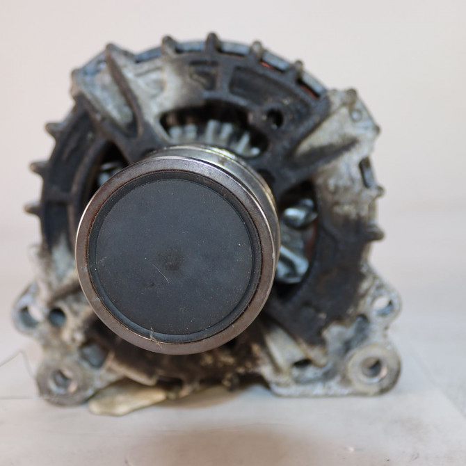 Alternateur occasion  Volkswagen vw GOLF VII (5G1, BQ1, BE1, BE2) 1.4 tsi (2014-2020)   04C903023L  1
