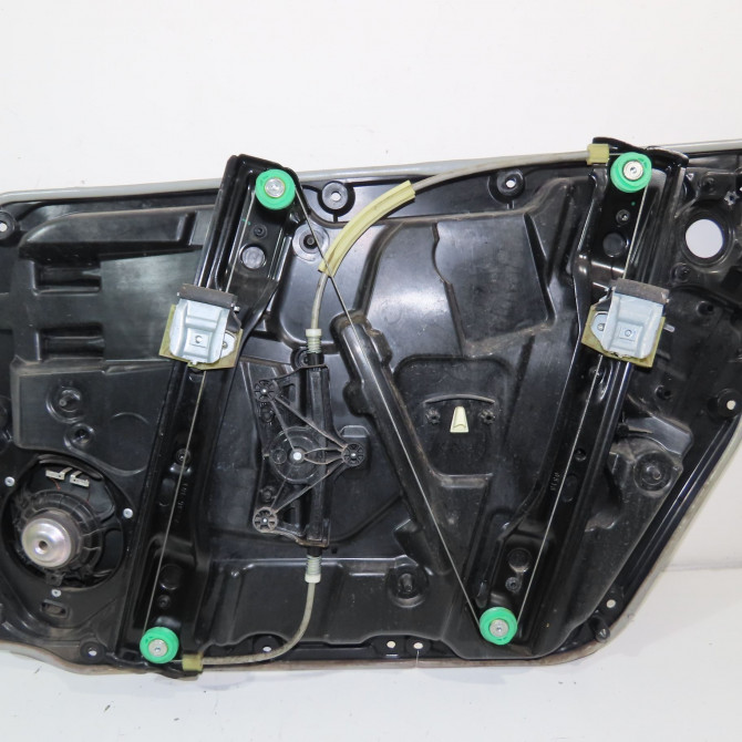 Mecanisme+moteur leve-glace avg occasion  Mercedes-benz CLASSE A (W176) A 200 cdi / d (176.008) (2014-2018)   1767206500  3
