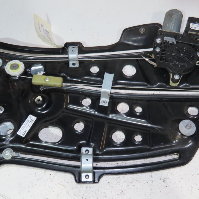 Mécanisme+moteur lève glace aile arg occasion  Audi A3 Décapotable (8P7) 2.0 tdi (2008-2013)   8P7839461B  1