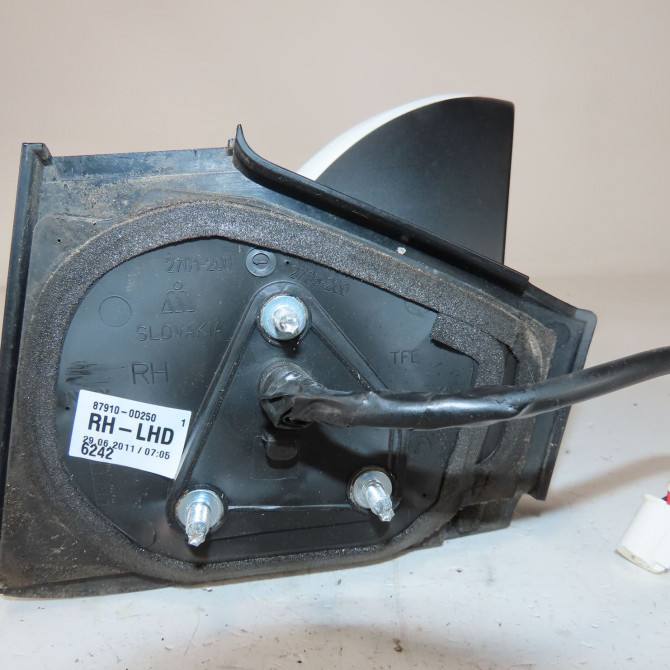 Retroviseur exterieur electrique droit occasion  Toyota YARIS (_P9_) 1.4 d-4d (nlp90_) (2005-2012)   879100D250  2