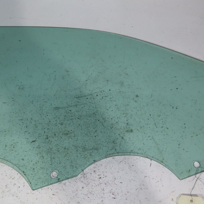 Glace porte av d occasion  Volkswagen vw T-CROSS (C11) 1.0 tsi (2018)   2GM845202  1