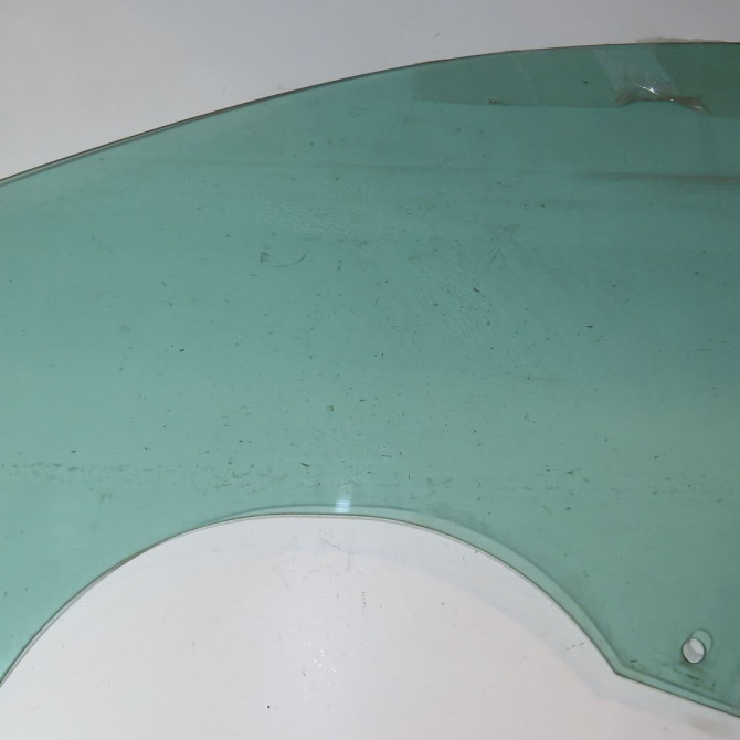 Glace porte av g occasion  Volkswagen vw PASSAT B8 Variant (3G5, CB5) 2.0 tdi (2014)   3G0845201B  1