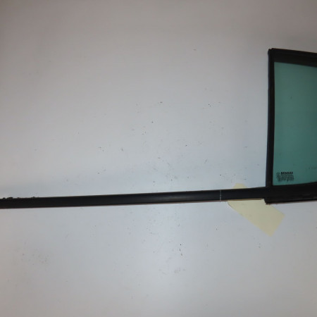 Glace fixe porte ar g occasion  Renault CLIO III (BR0/1, CR0/1) 1.2 16v (br02, br0j, br11, cr02, cr0j, cr11) (2005-2014) 5 portes   8200427638 