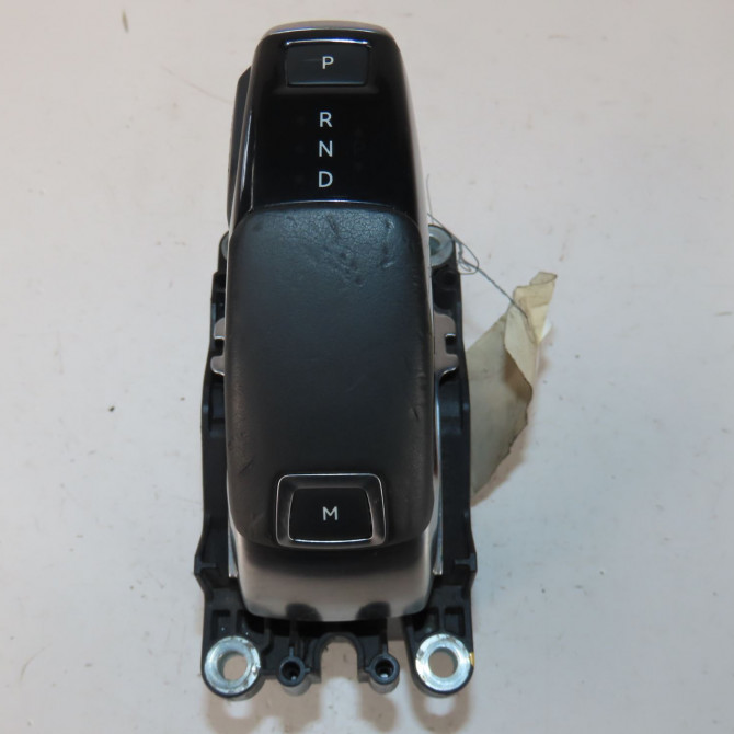 Levier de vitesses occasion  Peugeot 3008 SUV (MC_, MR_, MJ_, M4_) 1.2 thp/ puretech 130 (mrhnsm, mrhnsu, mrhnsj, mrhnyw,... (2016)   98270885DX  1