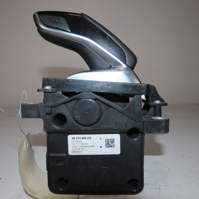 Pommeau levier vitesses occasion  Ds DS 7 Crossback (J4_, JR_, JC_) 2.0 bluehdi 180 (jjehzr) (2017-2020)   98270885DX  3