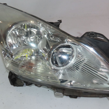 Phare droit occasion  Peugeot 3008 Monospace (0U_) 1.6 hdi (2009-2016) 5 portes   6206N9 