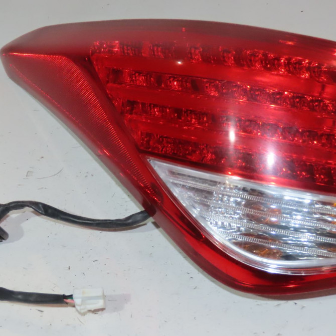 Feu arrière gauche occasion  Hyundai I40 I (VF) 1.7 crdi (2012-2019)   924103Z300  1