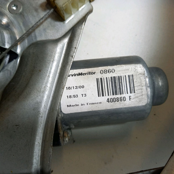 Mecanisme+moteur leve-glace avg occasion  Renault CLIO III Grandtour (KR0/1_) 1.5 dci (kr0g) (2007-2012)   8200291145  2