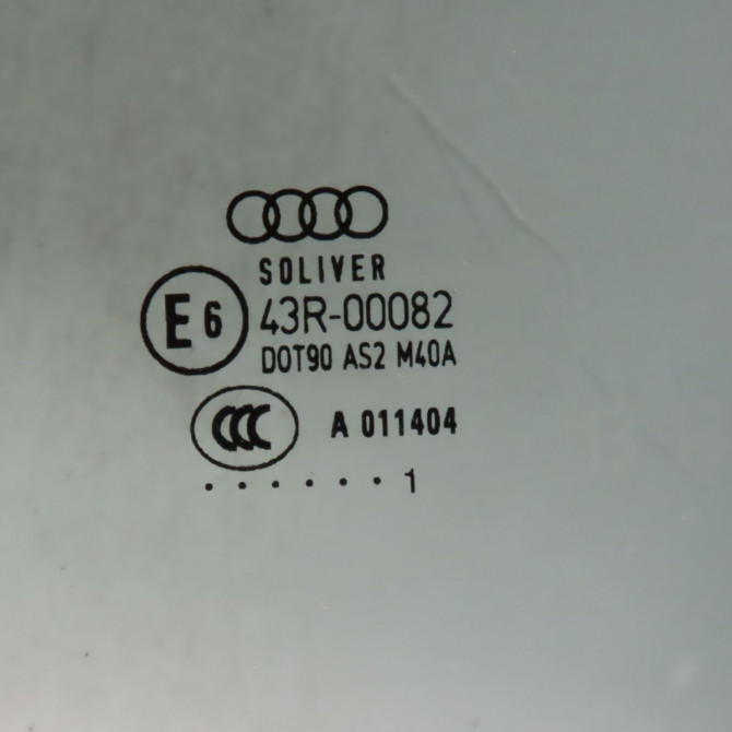 Glace porte av d occasion  Audi A1 (8X1, 8XK) 1.2 tfsi (2010-2015)   8X3845202  2