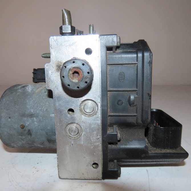 Unité hydraulique ABS occasion  Jaguar X-TYPE I (X400) 2.2 d (2005-2009)   C2S46684  3