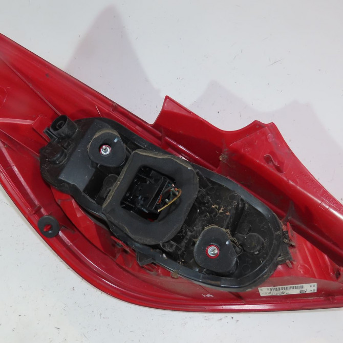 Feu arrière droit occasion  Opel CORSA D (S07) 1.2 (l08, l68) (2006-2014) 5 portes   93189091  2