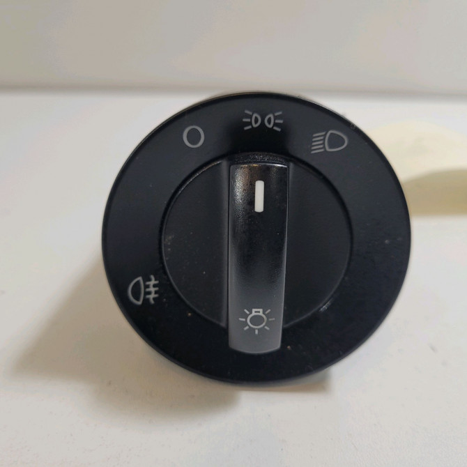 Interrupteur commande de phares occasion  Volkswagen vw POLO (9N_, 9A_) 1.2 12v (2001-2007) 5 portes   6R0941531FAPV  1