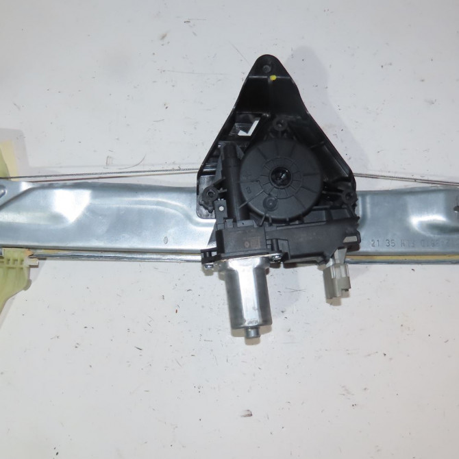 Mecanisme+moteur leve-glace avg occasion  Dacia JOGGER 1.0 tce 100 eco-g (rkmt) (2022)   807217905R  2