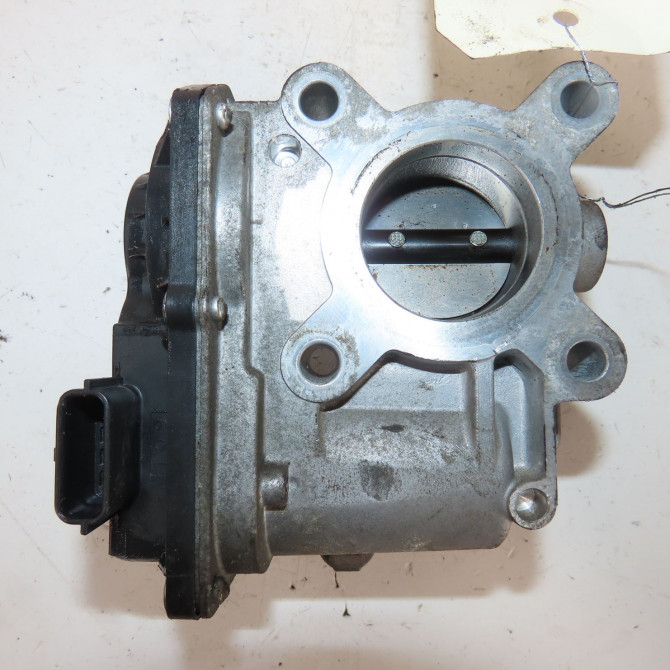 Boitier papillon occasion  Renault TWINGO II (CN0_) 1.2 16v (cn04, cn0a, cn0b) (2007-2014) 3 portes   8200568712  4