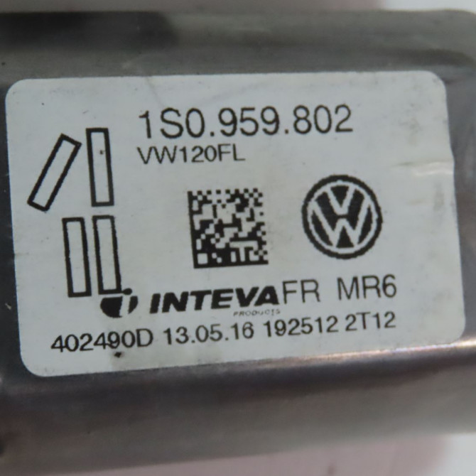 Mecanisme+moteur leve-glace avg occasion  Volkswagen vw UP! (121, 122, BL1, BL2, BL3, 123) 1.0 (2011-2020) 5 portes   1S4837461A  3