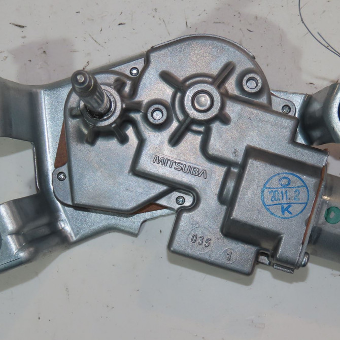 Moteur essuie-glace arrière occasion  Bmw 1 (F40) 116 d (2019)   67638495516  3