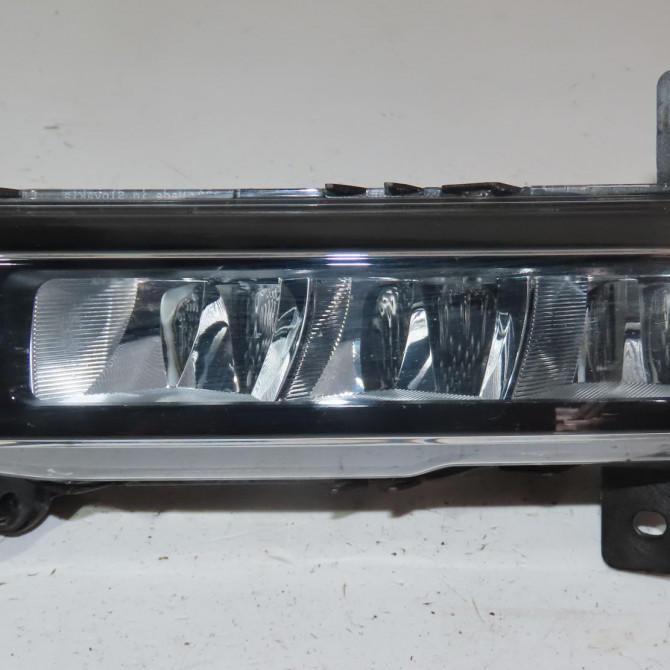 Phare antibrouillard avant gauche occasion  Bmw 1 (F40) 116 d (2019)   63177471081  1
