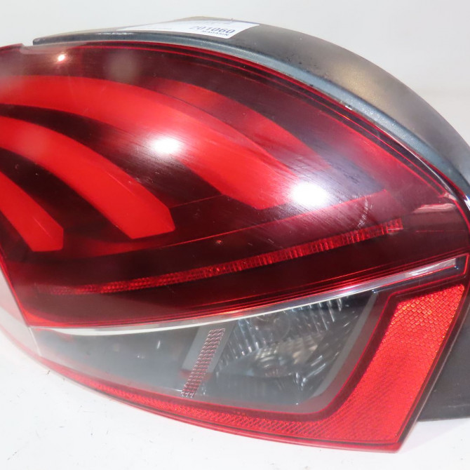 Feu arrière gauche occasion  Peugeot 208 I (CA_, CC_) 1.2 vti 82 (2012)   9825601280  1