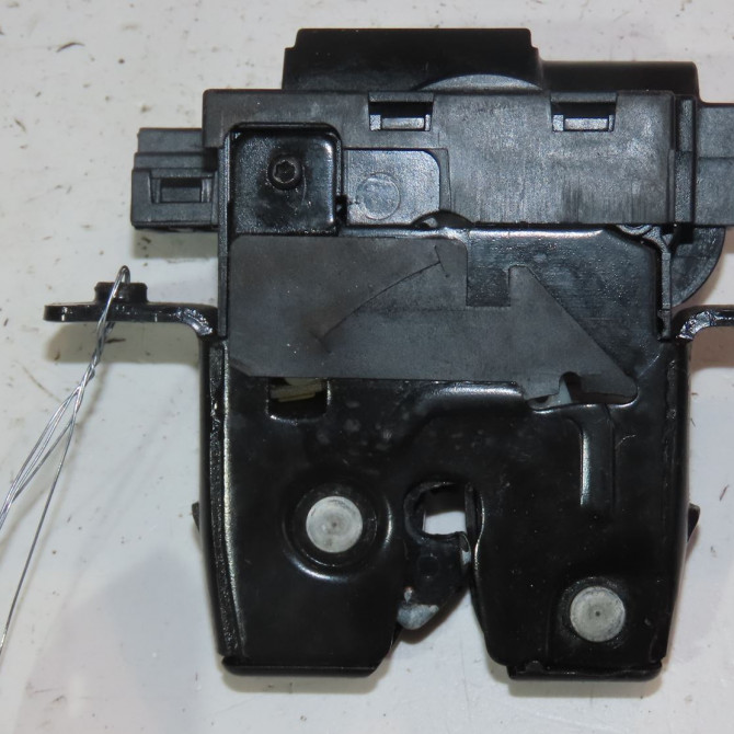 Serrure hayon occasion  Renault TWINGO II (CN0_) 1.5 dci (cn0e) (2007-2014) 3 portes   8200948107  1