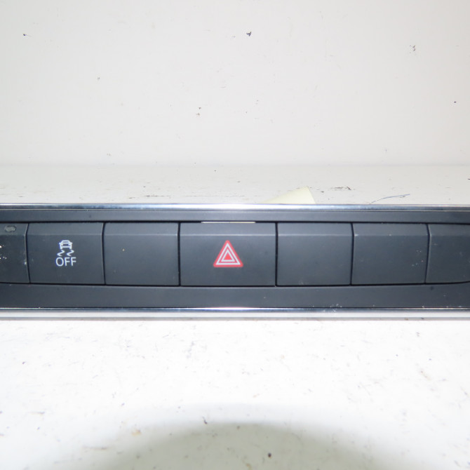 Bouton de warning occasion  Audi A3 (8P1) 2.0 tdi (2003-2012)   8P0927137CD  1