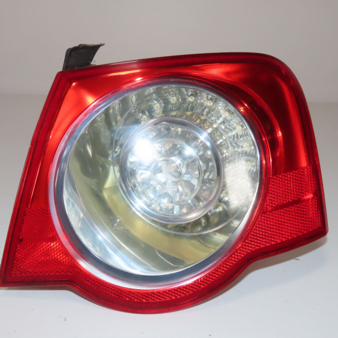 Feu arrière droit occasion  Volkswagen vw PASSAT B6 (3C2) 1.9 tdi (2005-2010) 4 portes   3C5945096H  1