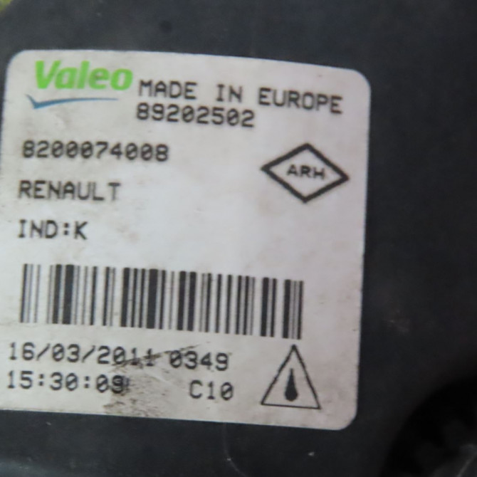 Phare antibrouillard avant droit occasion  Renault LAGUNA III Grandtour (KT0/1) 2.0 dci (kt07, kt0j, kt14, kt1a, kt1s) (2007-2015)   8200074008  3