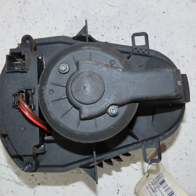 Moteur ventilateur chauffage occasion  Volkswagen vw TOUAREG (7P5, 7P6) 3.0 v6 tdi (2010-2018)   7P0820021H  2