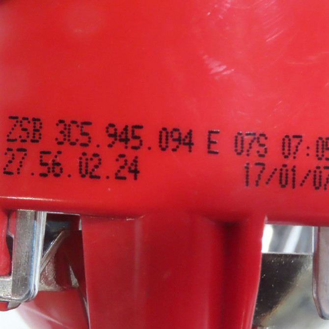 Feu arrière intérieur droit occasion  Volkswagen vw PASSAT B6 (3C2) 1.9 tdi (2005-2010) 4 portes   3C5945094E  3