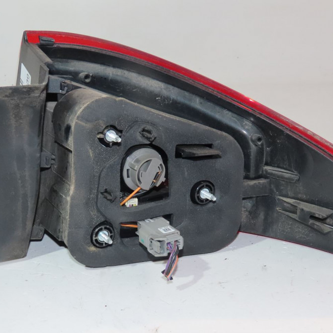 Feu arrière gauche occasion  Ford MONDEO IV (BA7) 2.0 tdci (2007-2015)   1767495  2