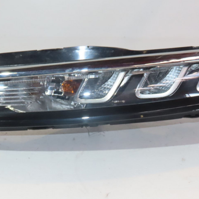 Feux position g occasion  Citroën C3 AIRCROSS II (2R_, 2C_) 1.2 puretech 110 (2rhnzb, 2rhnzw, 2rhnpx, 2rhnpj) (2017)   9843218980  1