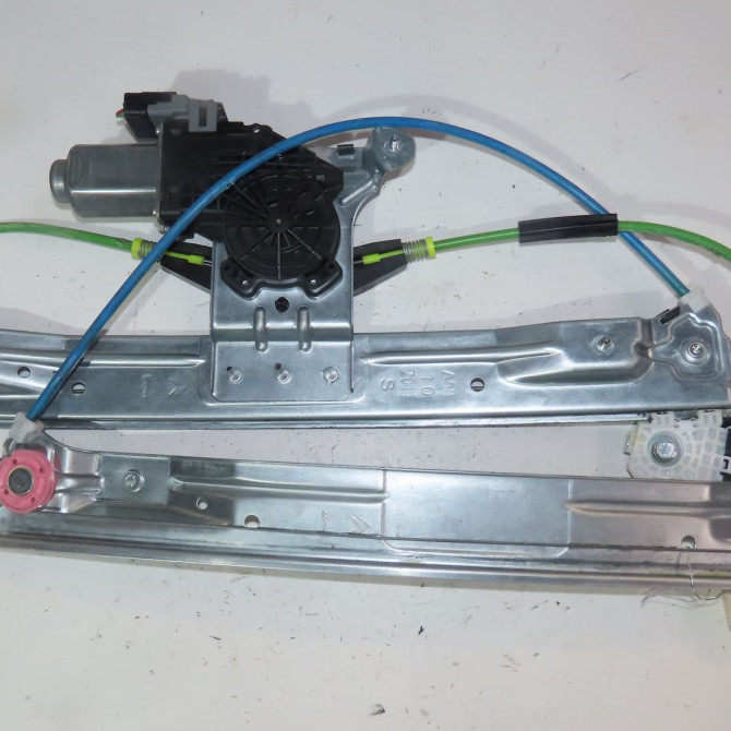 Mecanisme+moteur leve-glace avg occasion  Citroën C3 PICASSO (SH_) 1.4 vti 95 (2009)   9802601480  3