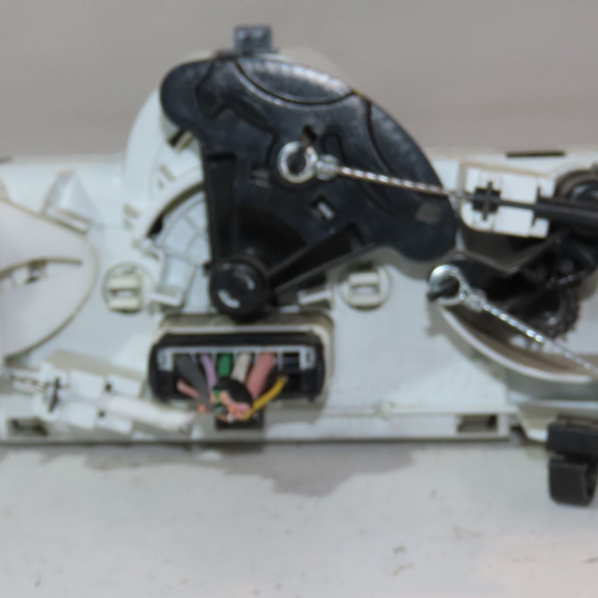 Commande de chauffage occasion  Renault KANGOO Express (FW0/1_) 1.5 dci 75 (fw07, fw10, fw04) (2010) 4 portes   275704758R  2