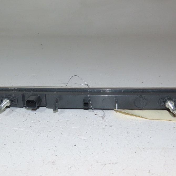 Feux stop supplementaire occasion  Citroën C3 AIRCROSS II (2R_, 2C_) 1.2 puretech 110 (2rhnzb, 2rhnzw, 2rhnpx, 2rhnpj) (2017)   9825453680  2