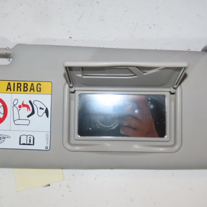 Pare-soleil droit occasion  Citroën C3 AIRCROSS II (2R_, 2C_) 1.2 puretech 110 (2rhnzb, 2rhnzw, 2rhnpx, 2rhnpj) (2017)   YQ009909BJ  1