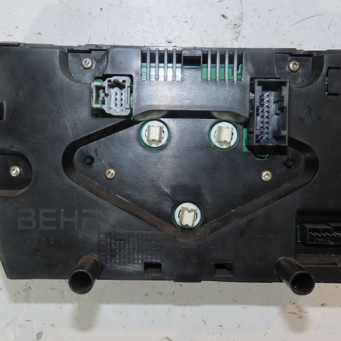 Commande de chauffage occasion  Peugeot 206 CC (2D) 1.6 hdi 110 (2005-2007)   6451ZH  2