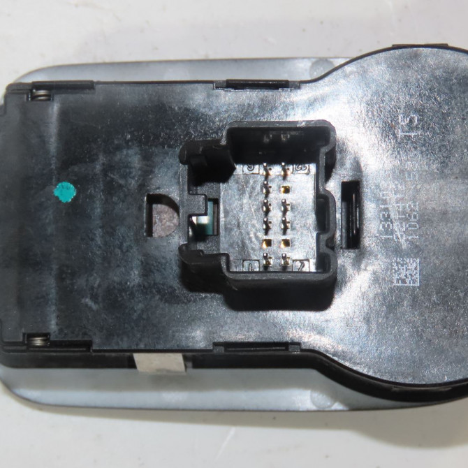 Interrupteur commande de phares occasion  Opel CORSA D (S07) 1.3 cdti (l08, l68) (2006-2014) 5 portes   13310333  3