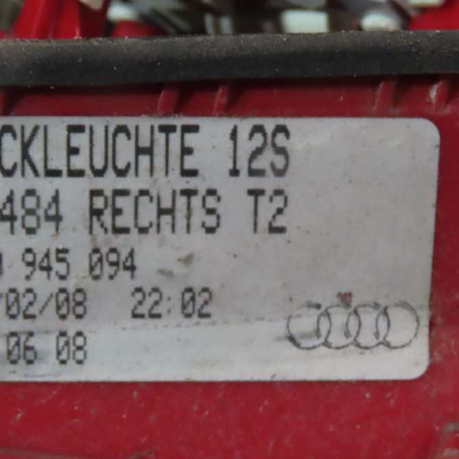 Feu arrière intérieur droit occasion  Audi A5 (8T3) 2.7 tdi (2007-2012)   8T0945094  3