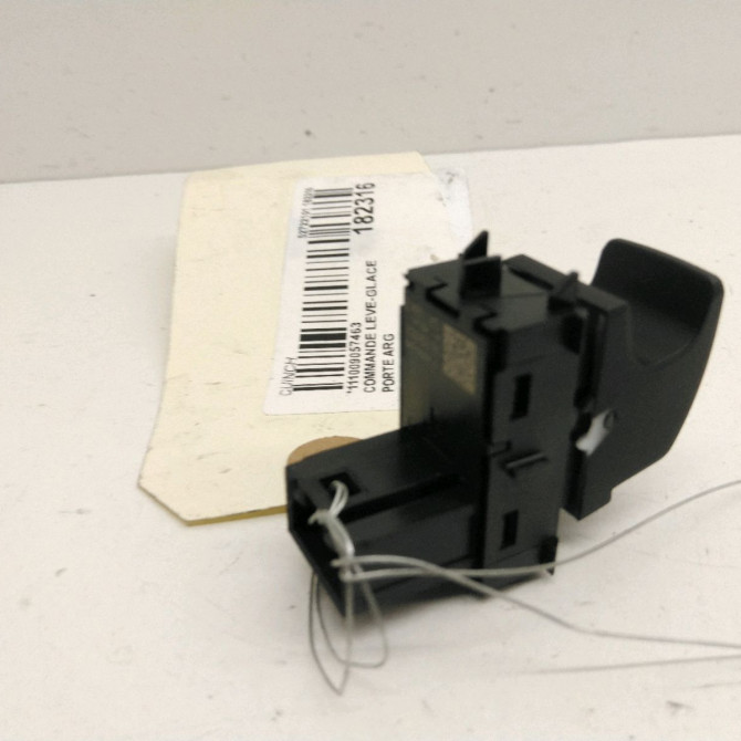 Commande leve-glace porte arrière gauche occasion  Seat IBIZA V (KJ1, KJG) 1.0 tsi (2017)   5G0959855PWHS  3