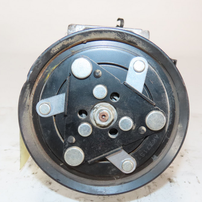 Compresseur air conditionne occasion  Renault GRAND SCÉNIC IV (R9_) 1.5 dci 110 (2016)   926003123R  3