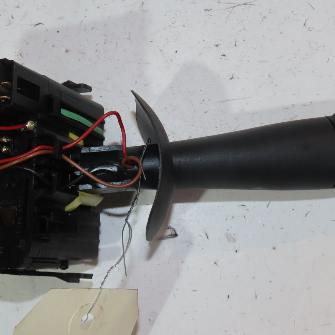 Commande eclairage occasion  Renault TWINGO II (CN0_) 1.5 dci (cn0e) (2007-2014) 3 portes   7701072110  2