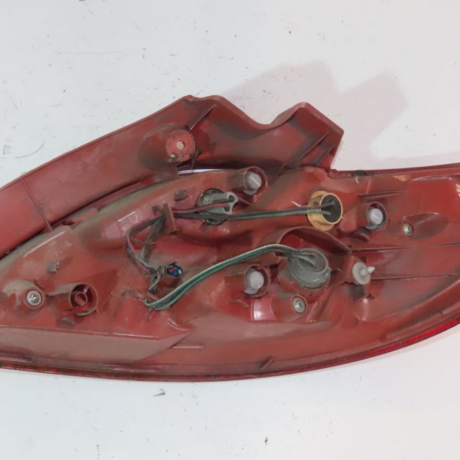 Feu arrière gauche occasion  Mazda 2 (DE_, DH_) 1.4 mzr-cd (2008-2015)   D65151160M  2