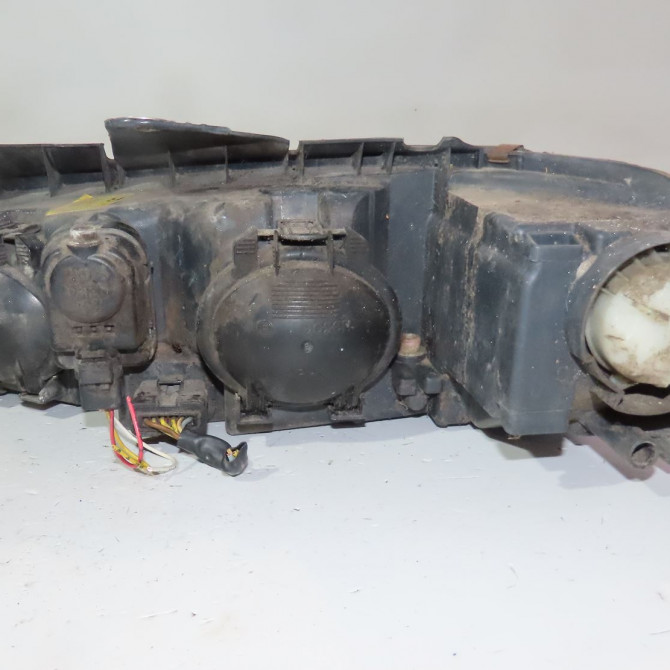 Phare droit occasion  Peugeot 406 (8B) 2.0 hdi 110 (1998-2001) 4 portes   9630423177  3