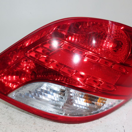 Feu arrière droit occasion  Peugeot 207/207+ (WA_, WC_) 1.6 hdi (2006-2013) 5 portes   6351HQ 