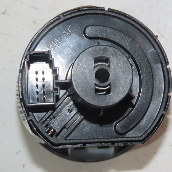 Interrupteur commande de phares occasion  Volkswagen vw POLO VI (AW1, BZ1, AE1) 1.0 tsi (2017)   5G0941431AGWZU  2