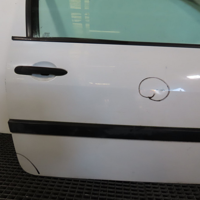 Porte avant droite occasion  Renault MEGANE II (BM0/1_, CM0/1_) 1.5 dci (bm1f, cm1f) (2005-2008)   7751474353  2